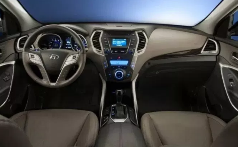 2022 Hyundai Santa Fe Hybrid Interior