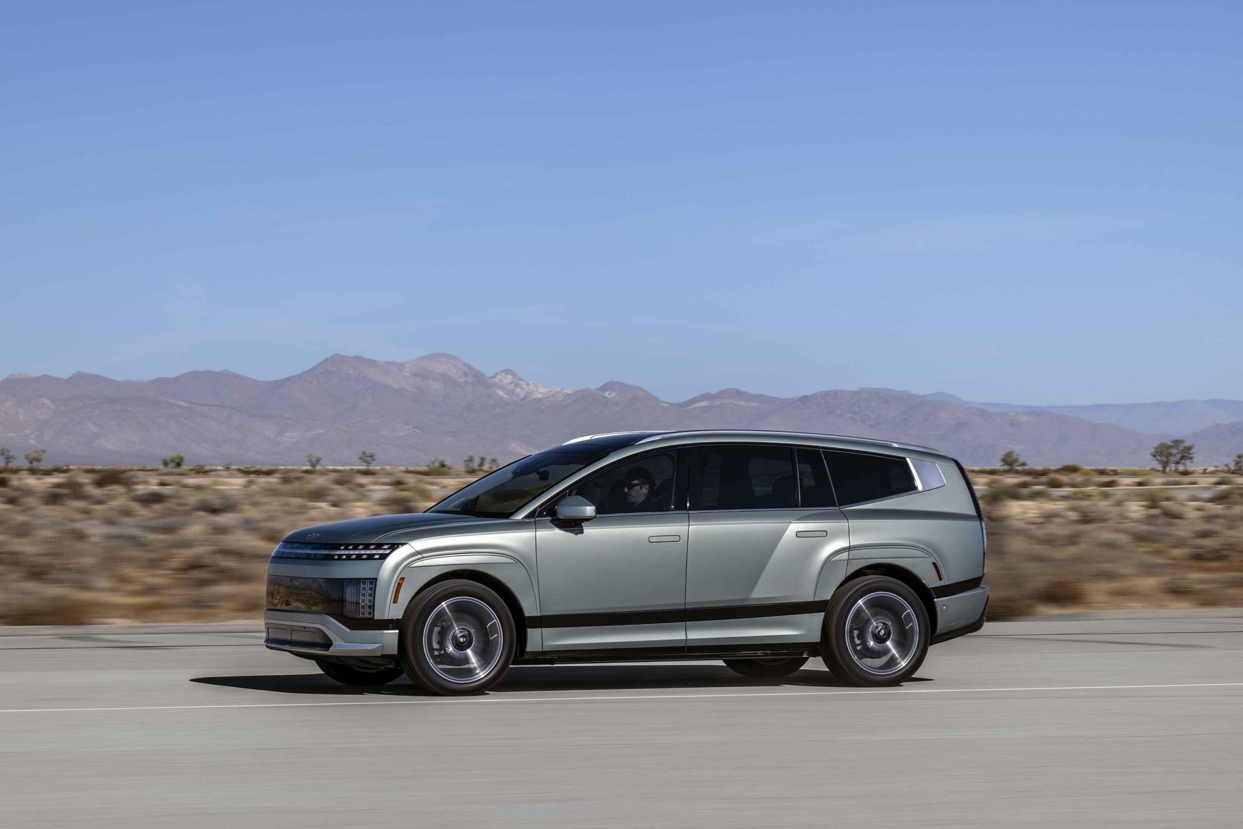 2026 Hyundai IONIQ 9 Calligraphy Stunning HD Photos Videos Specs 